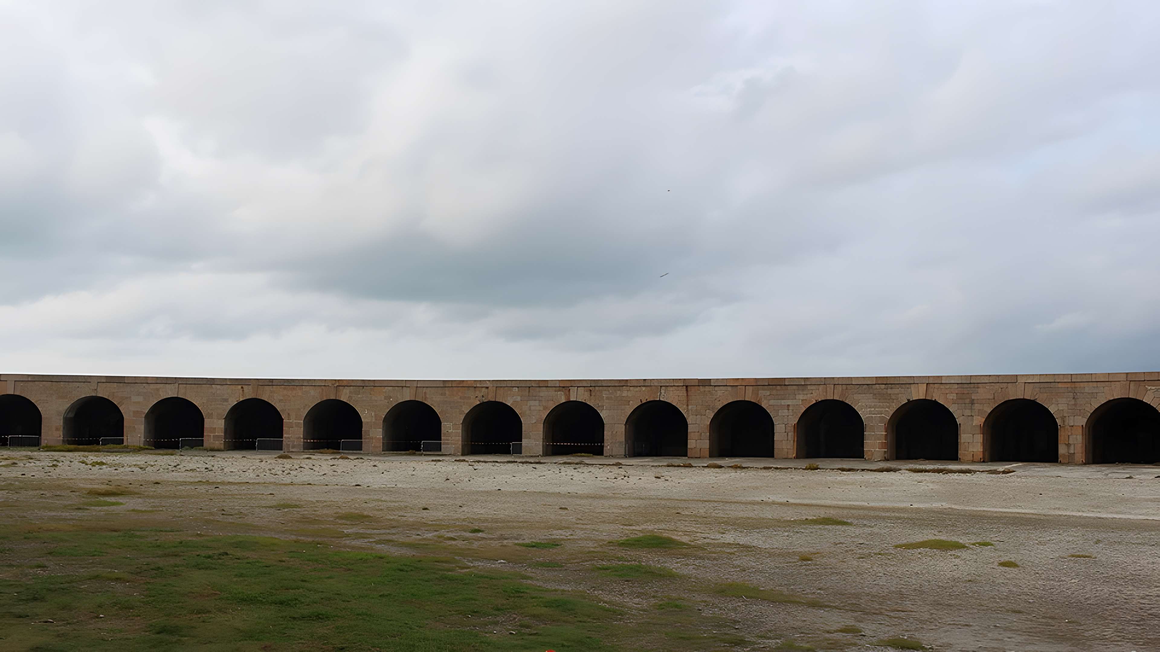 Fort de Querqueville, ouvrage constitutif de la rade de Cherbourg