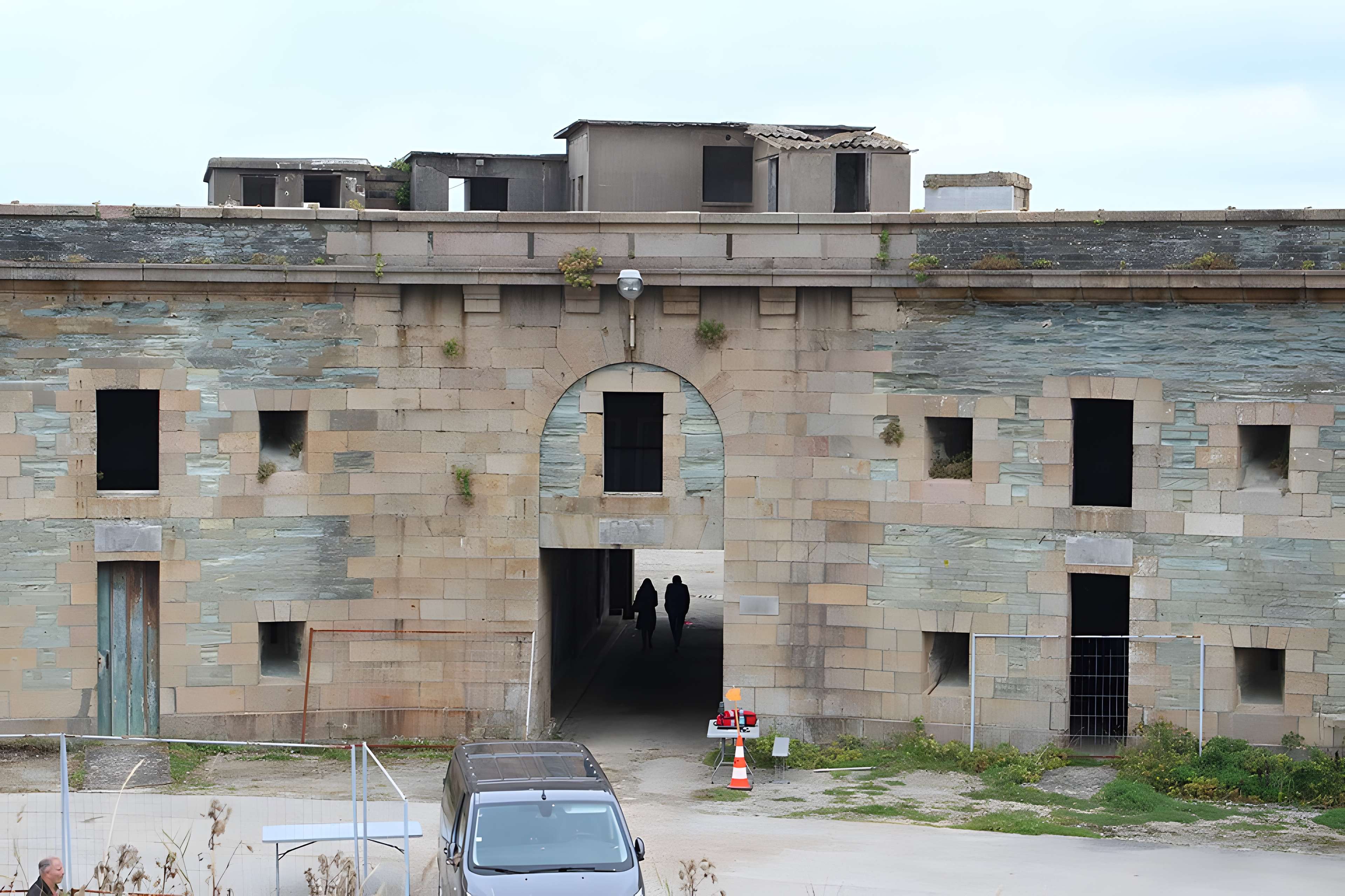Fort de Querqueville, ouvrage constitutif de la rade de Cherbourg