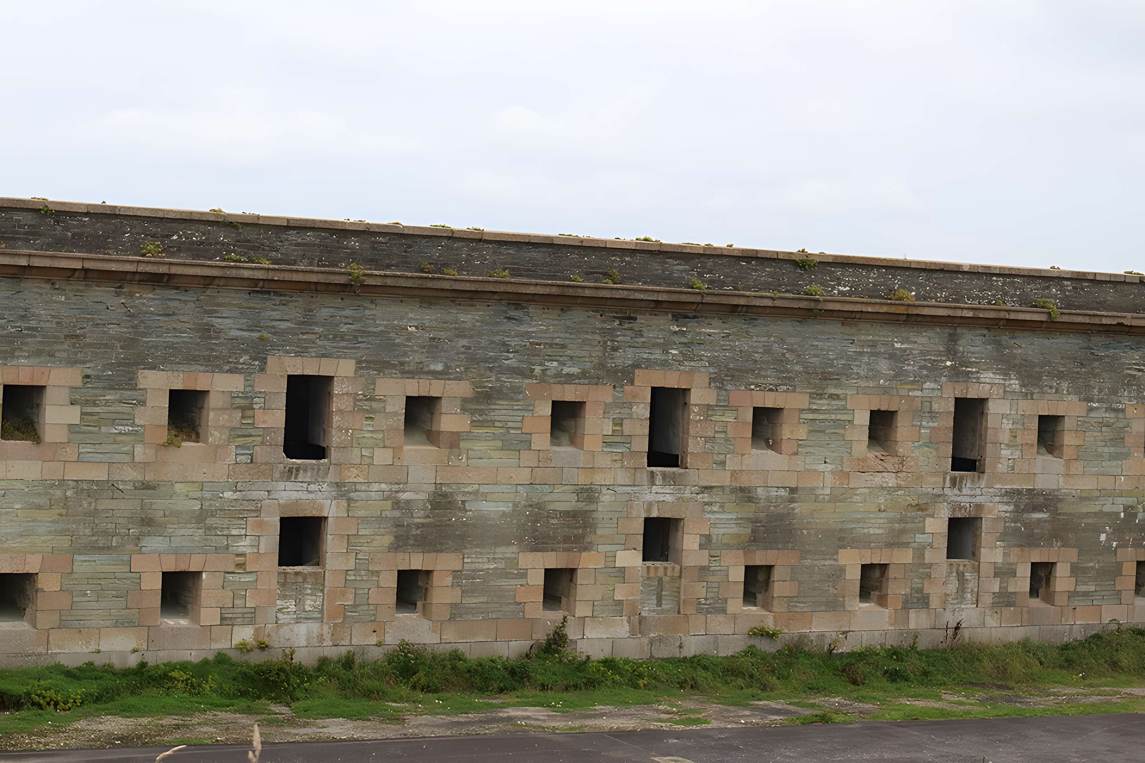 Fort de Querqueville, ouvrage constitutif de la rade de Cherbourg