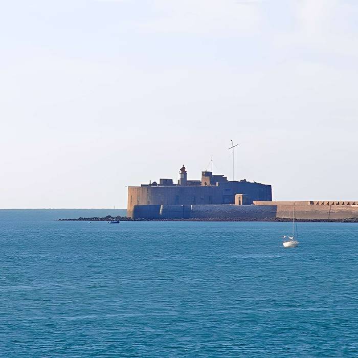 Photo de Fort de l’Ouest de la digue du Large