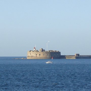 Fort de l’Ouest de la digue du Large