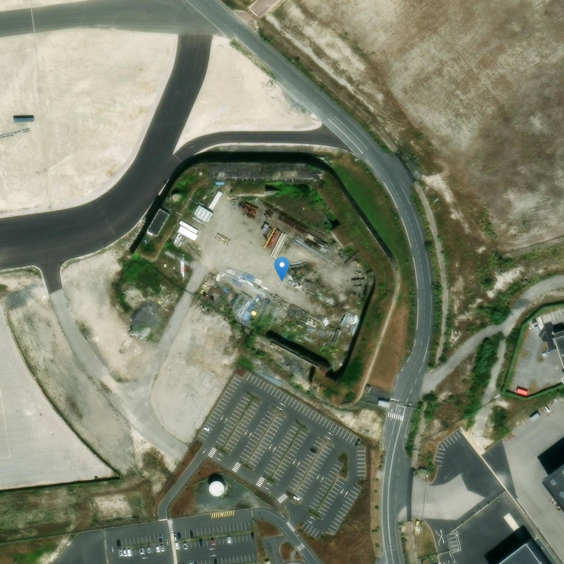 Photo de Fort des Flamands, ein Bauwerk des Hafens von Cherbourg