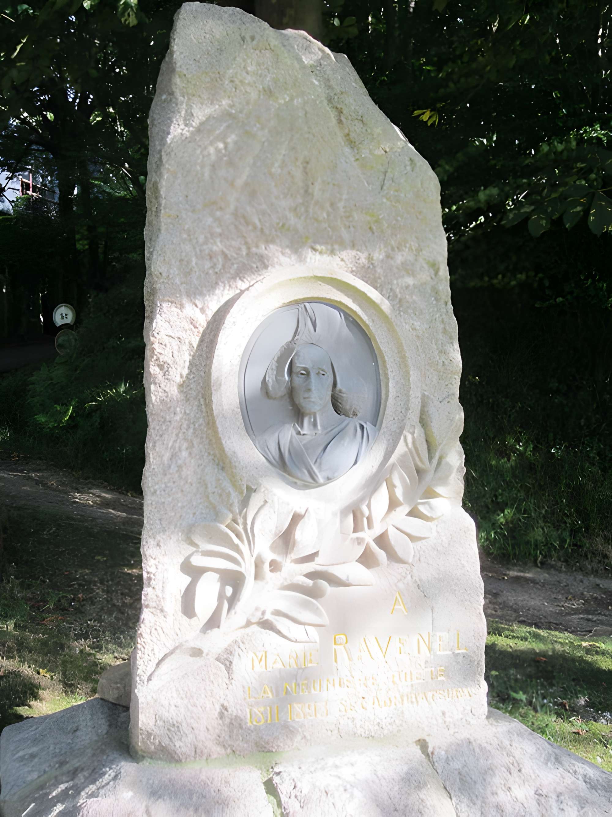 Stèle de Marie Ravenel