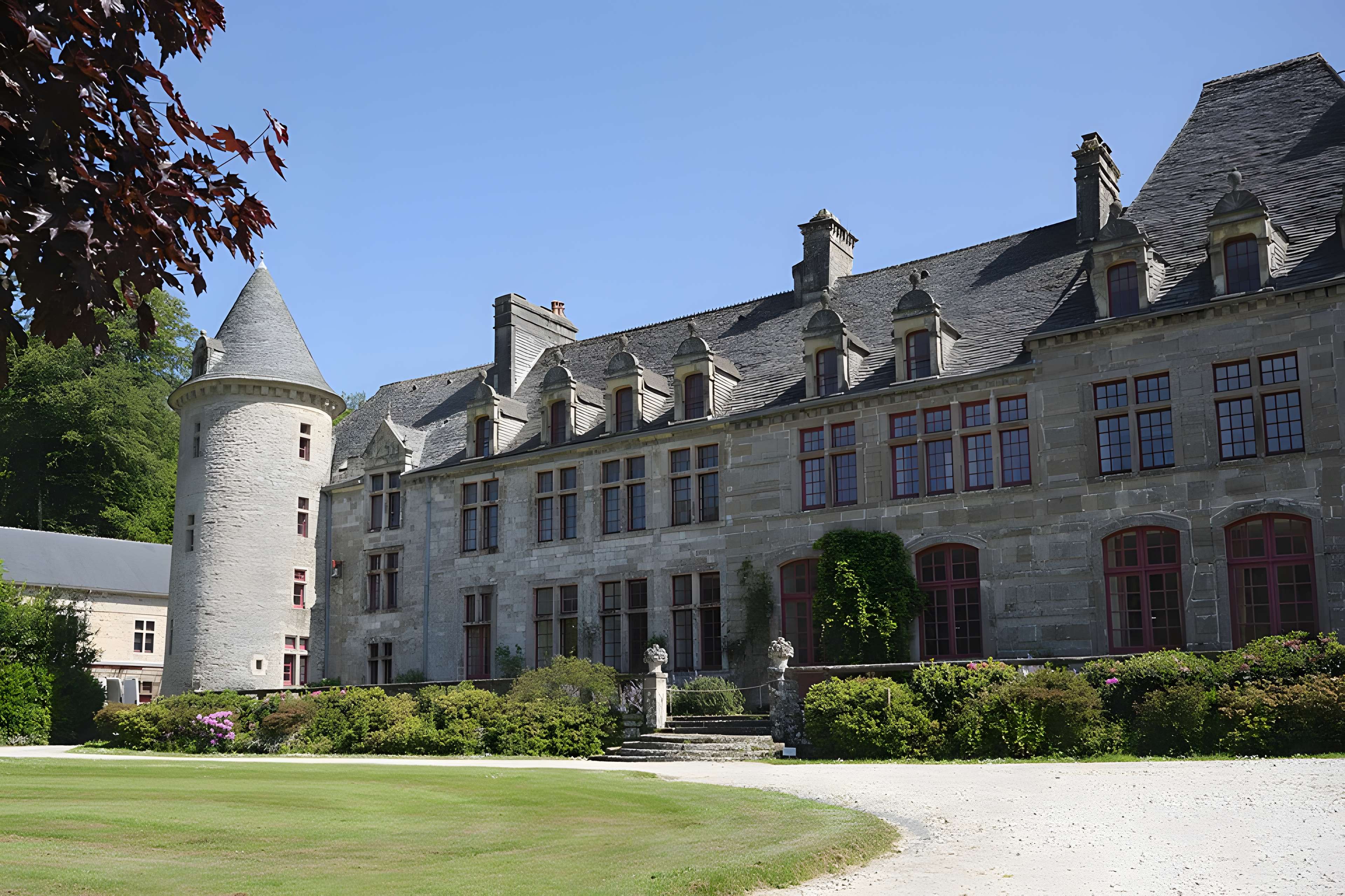 Domaine de Nacqueville (également sur commune de Querqueville)