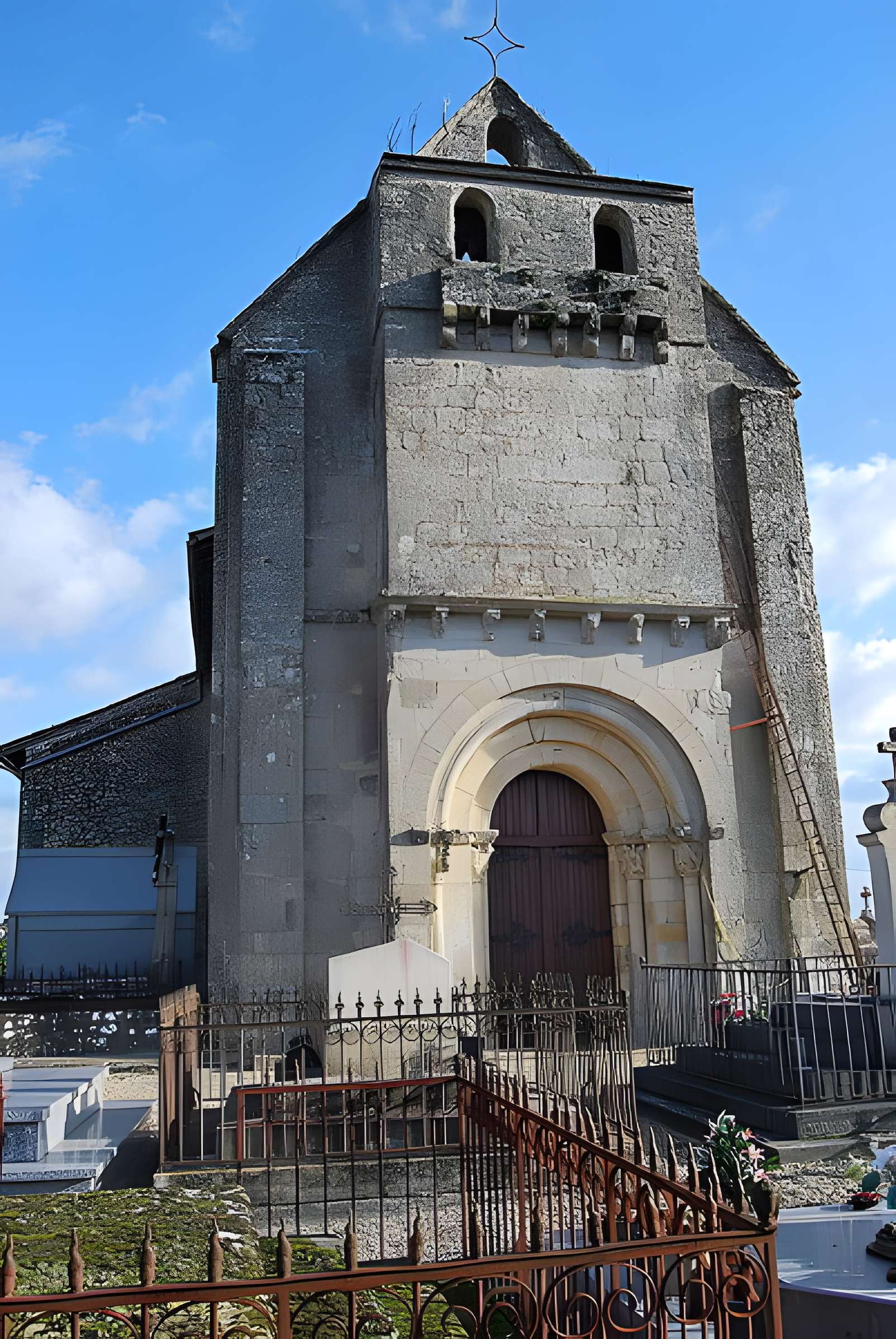 Église Saint-Martin de Mourens