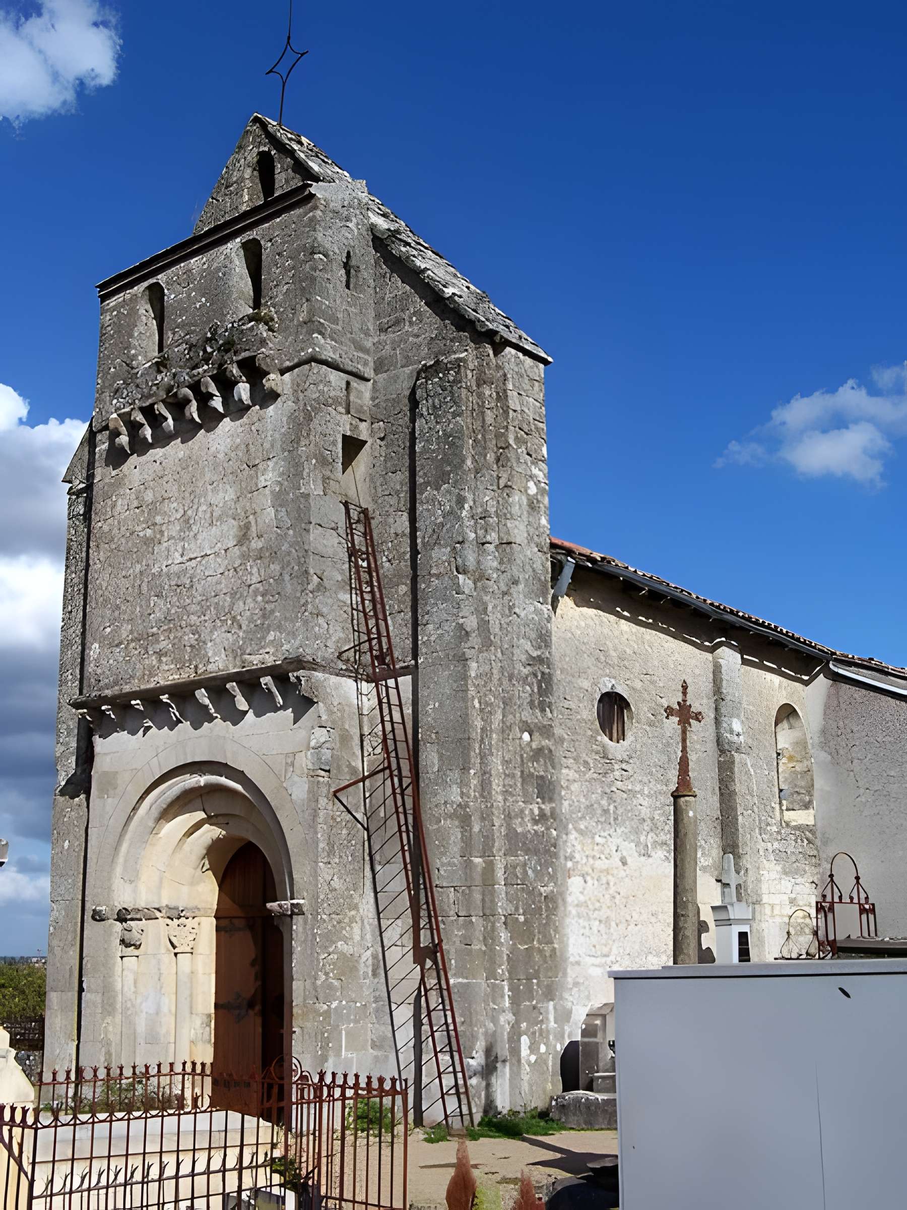 Église Saint-Martin de Mourens