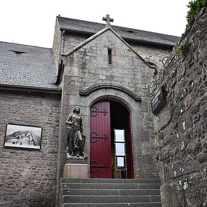 Photo de Cimetière communal et son enceinte entourant léglise
