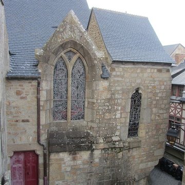 Cimetière communal et son enceinte entourant léglise