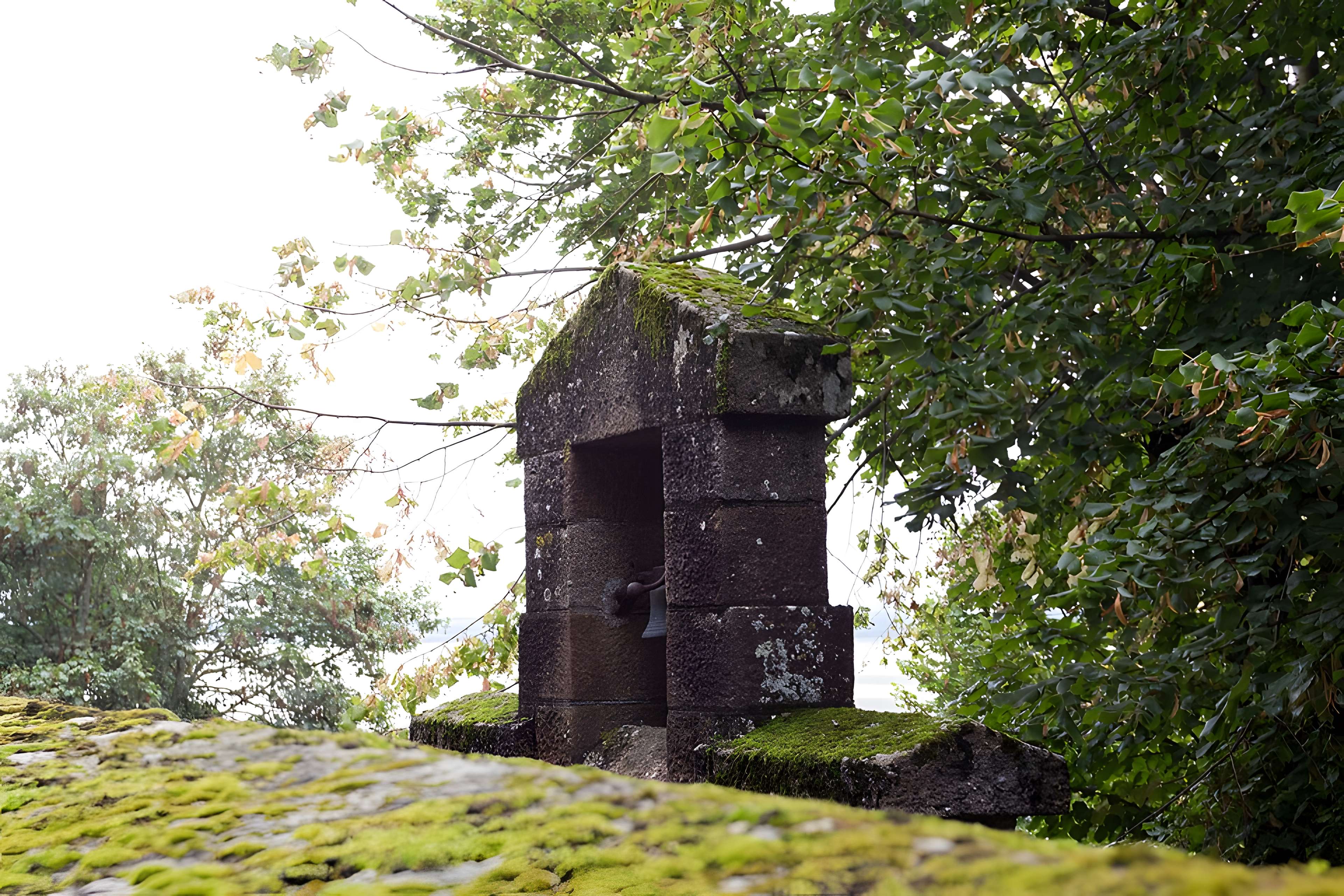 Maison attenante à la maison de la Truie qui File, actuellement école communale