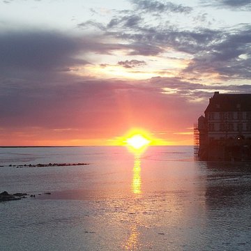 Remparts, enceinte de la ville et ses dépendances