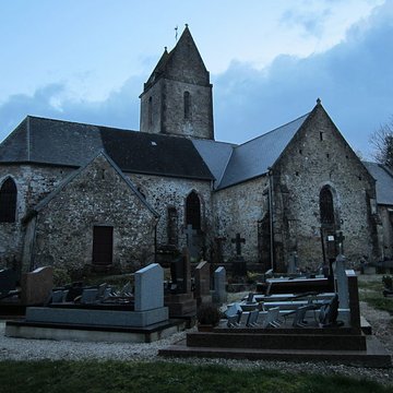 Eglise et enclos paroissial