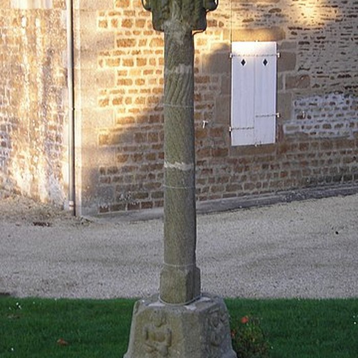 Photo de Croix de chemin dite Croix Saint-Martin