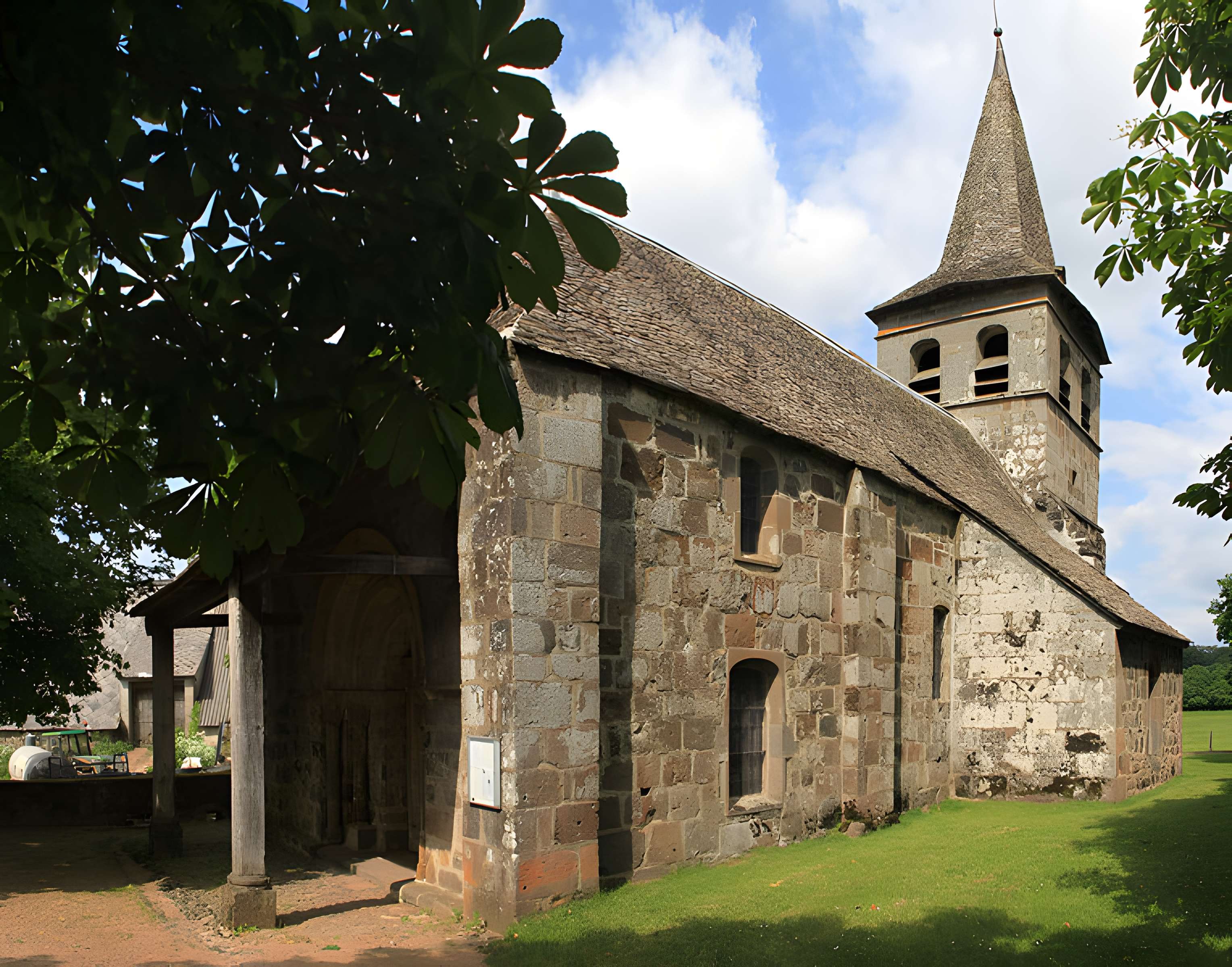 Église Saint-Martin de Saint-Martin-Cantalès