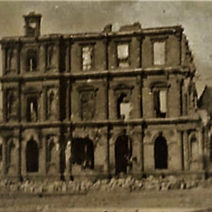 Photo de Ensemble architectural  de lhôtel de ville, du beffroi et de la halle