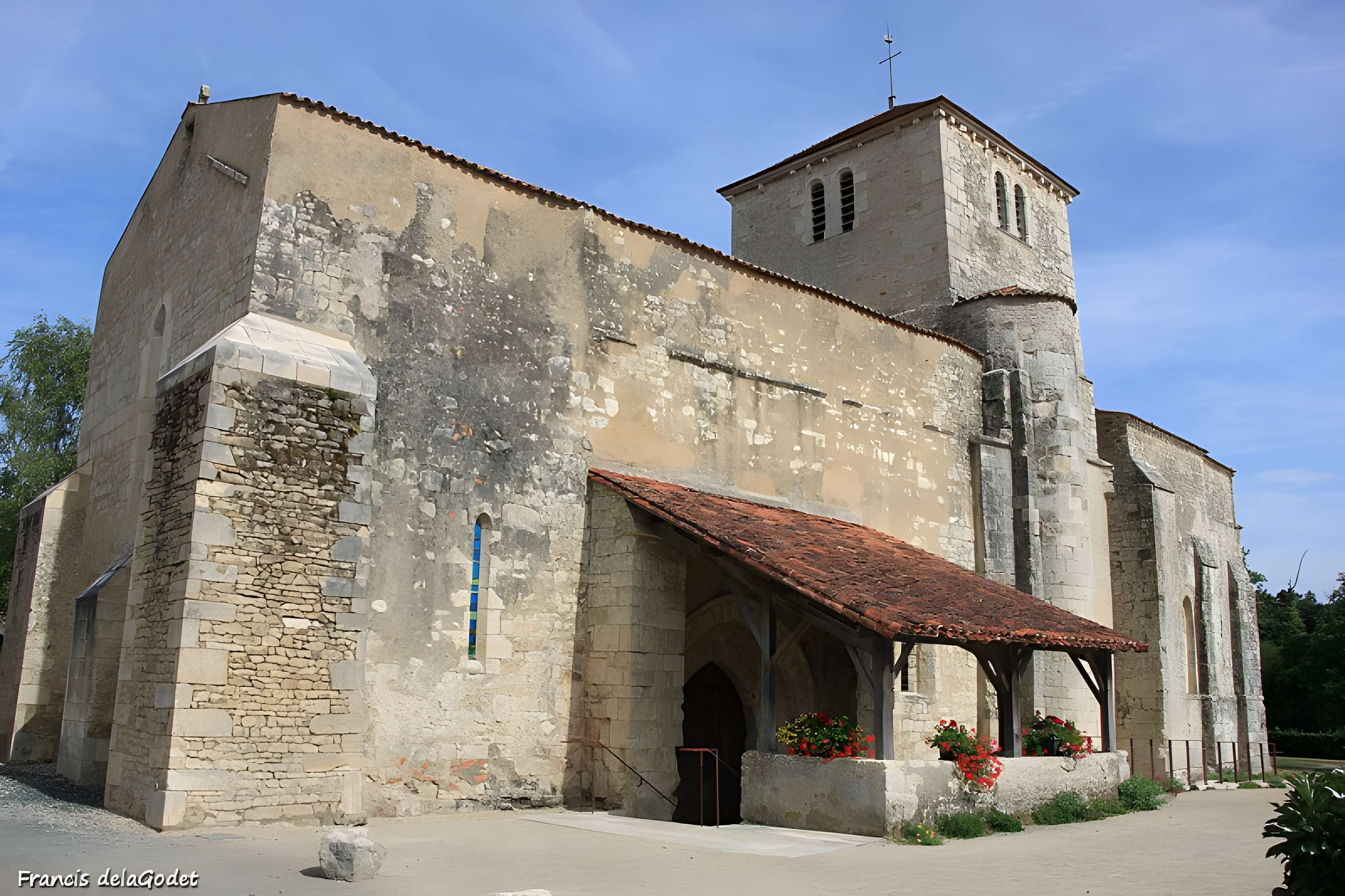 Église Saint-Martin de Saint-Martin-Lars-en-Sainte-Hermine