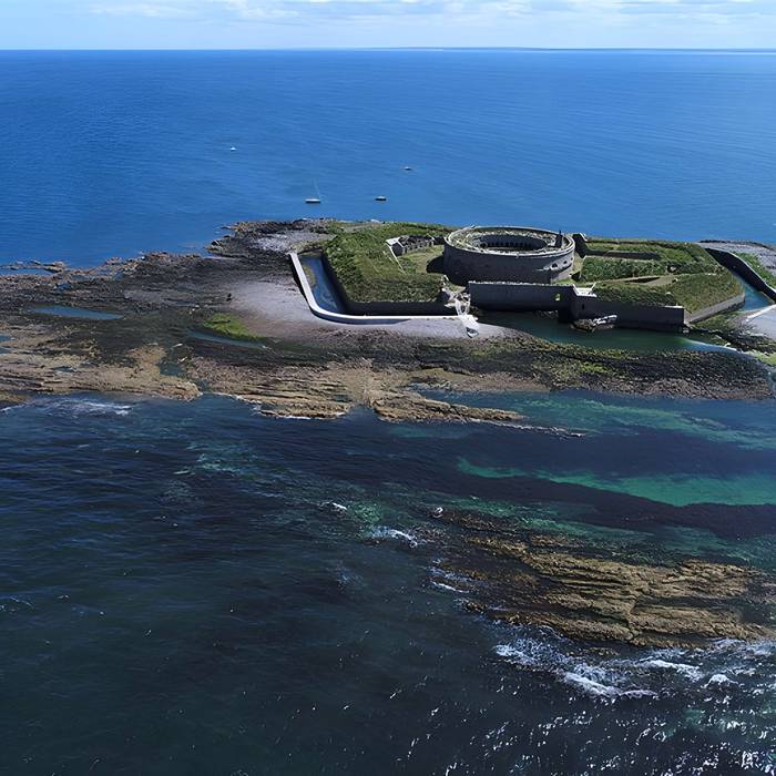 Photo de Fortifications des îles Saint-Marcouf