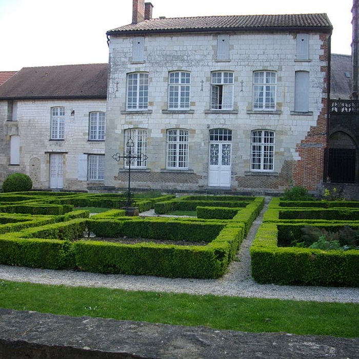 Photo de Maisons canoniales