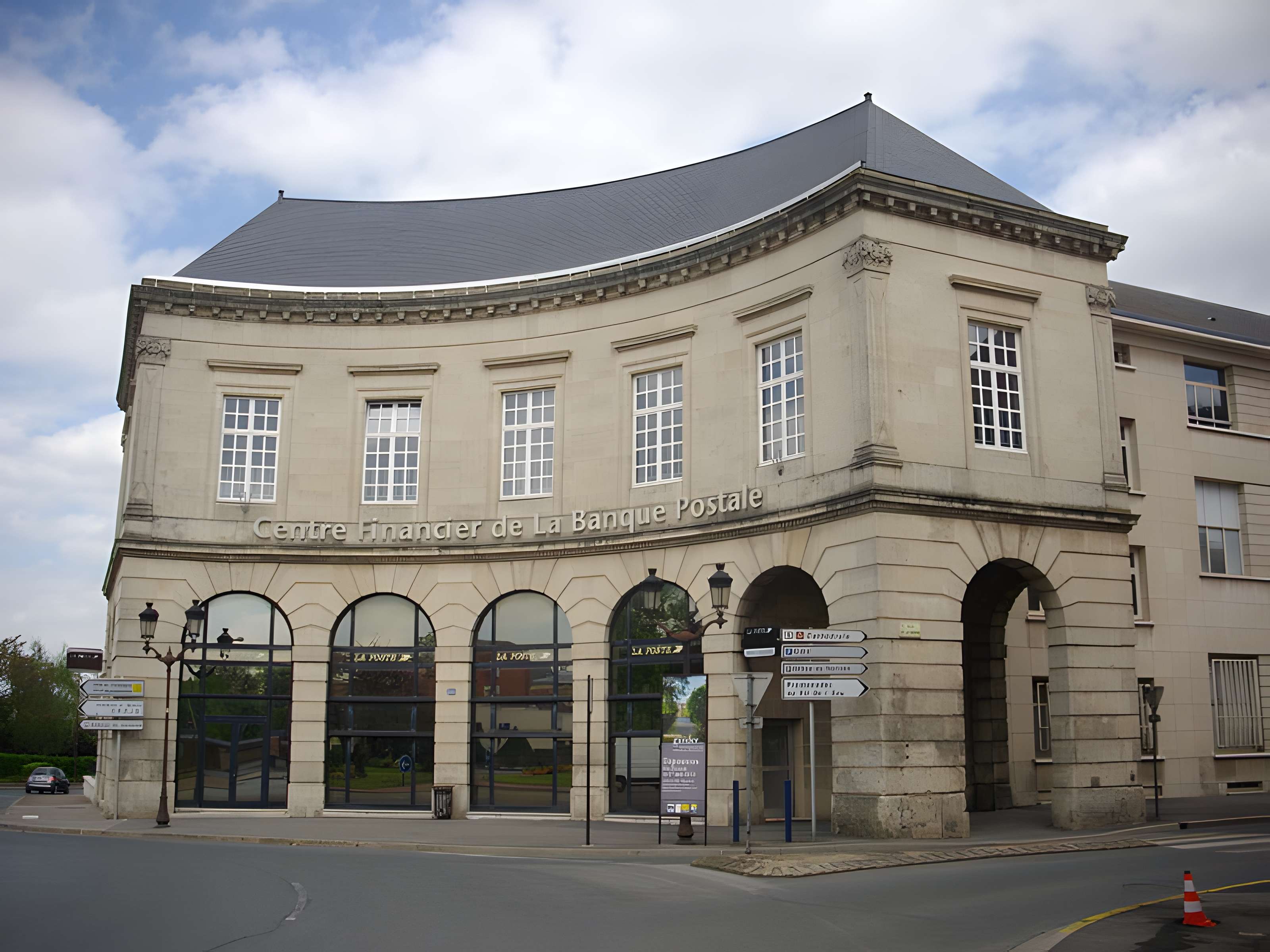 Maisons formant hémicycle