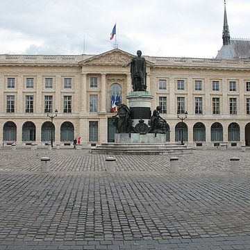 Immeuble ancienne douane