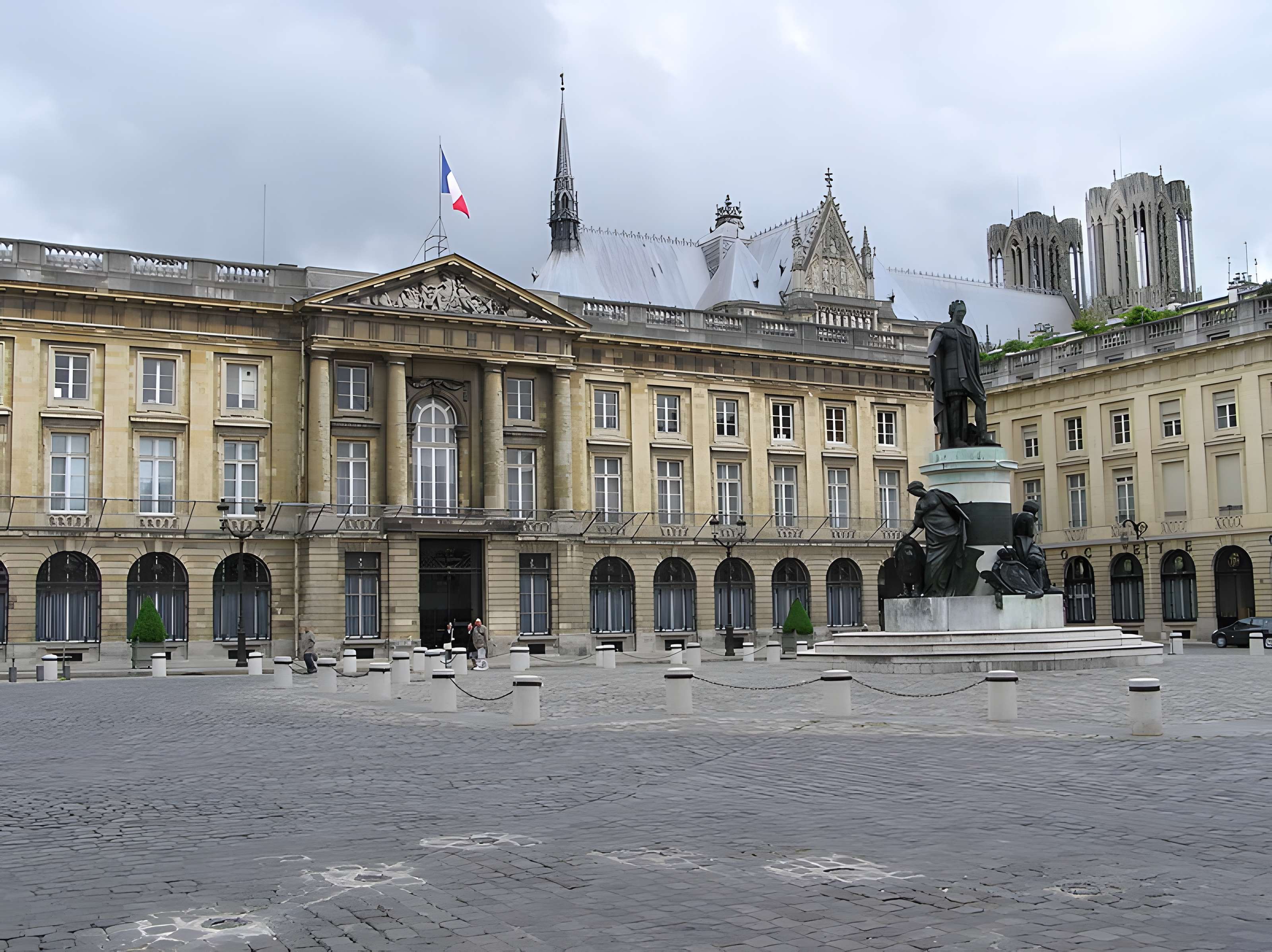 Immeuble (ancienne douane)