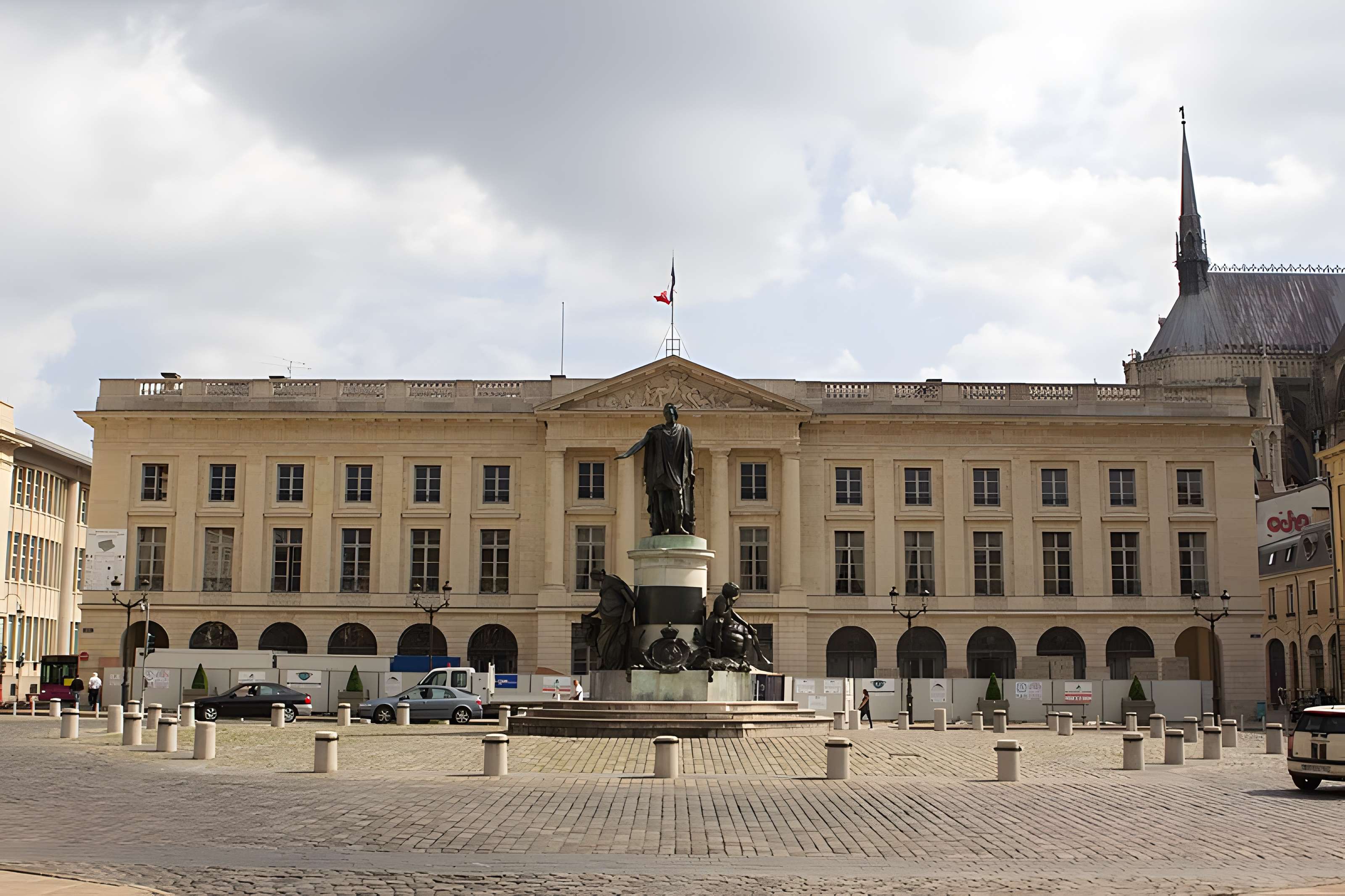 Immeuble (ancienne douane)