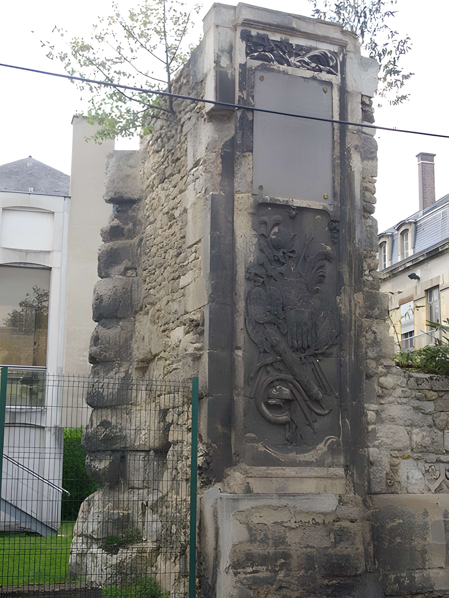 Porte Bazée (vestiges)