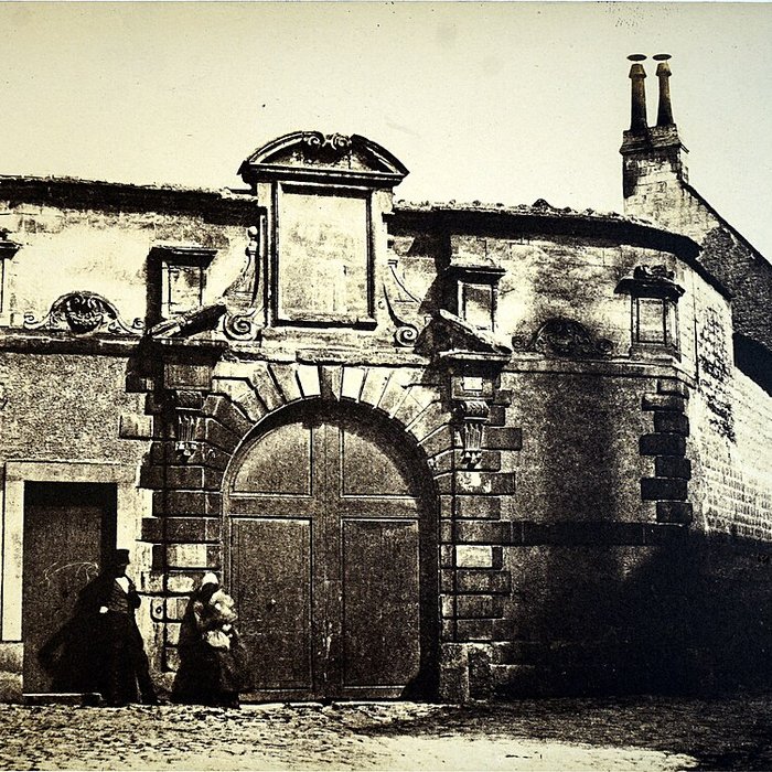 Photo de Porte servant autrefois dentrée à «la Pourcelette»