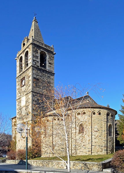 Photo de Église Saint-Martin d'Ur et croix