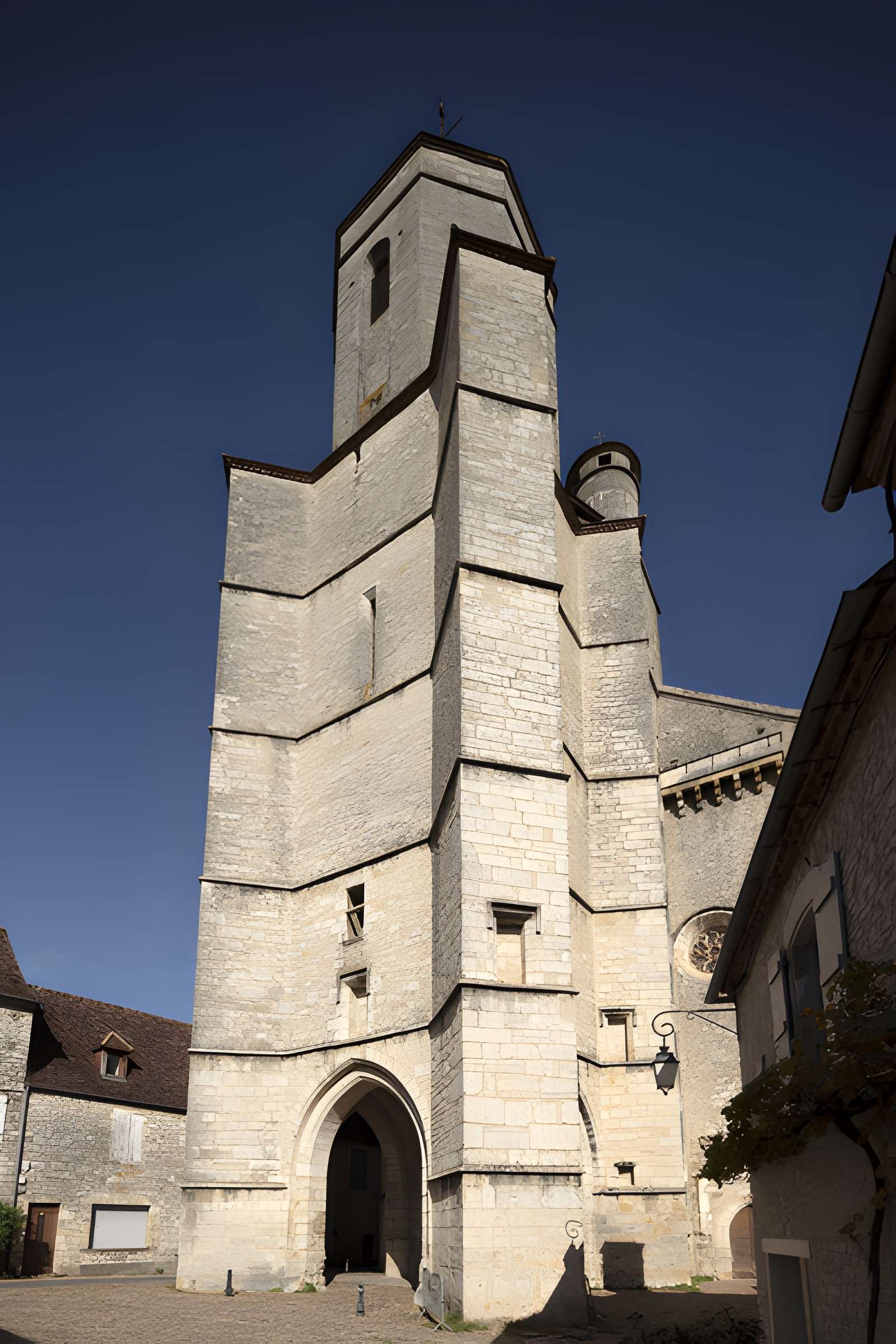 Église Saint-Maur de Martel