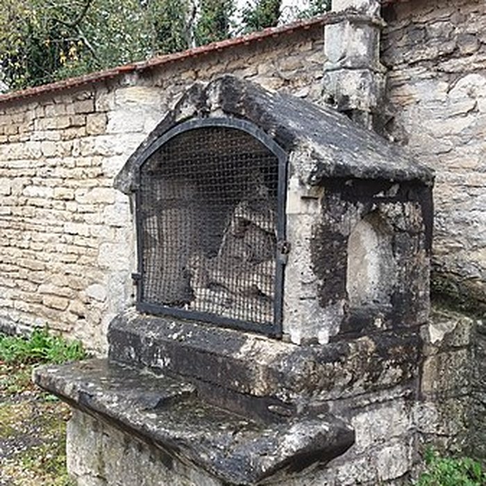 Photo de Croix de chemin en pierre dite Croix Gratien