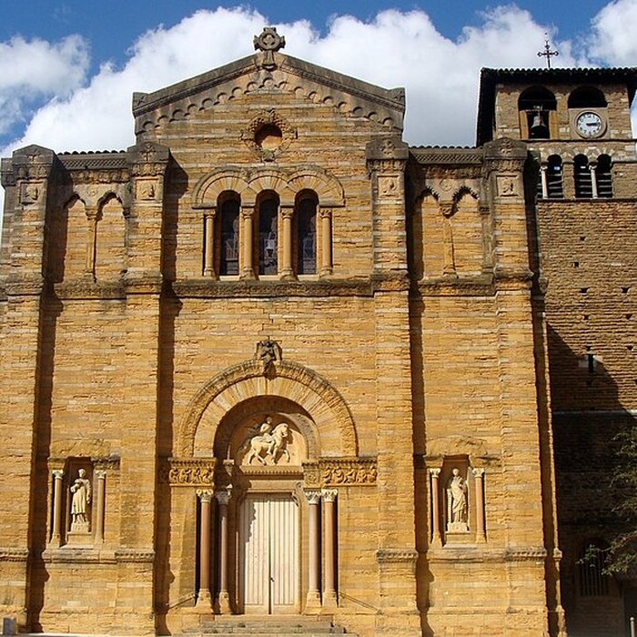 Photo de Église Saint-Maurice de Couzon-au-Mont-dOr