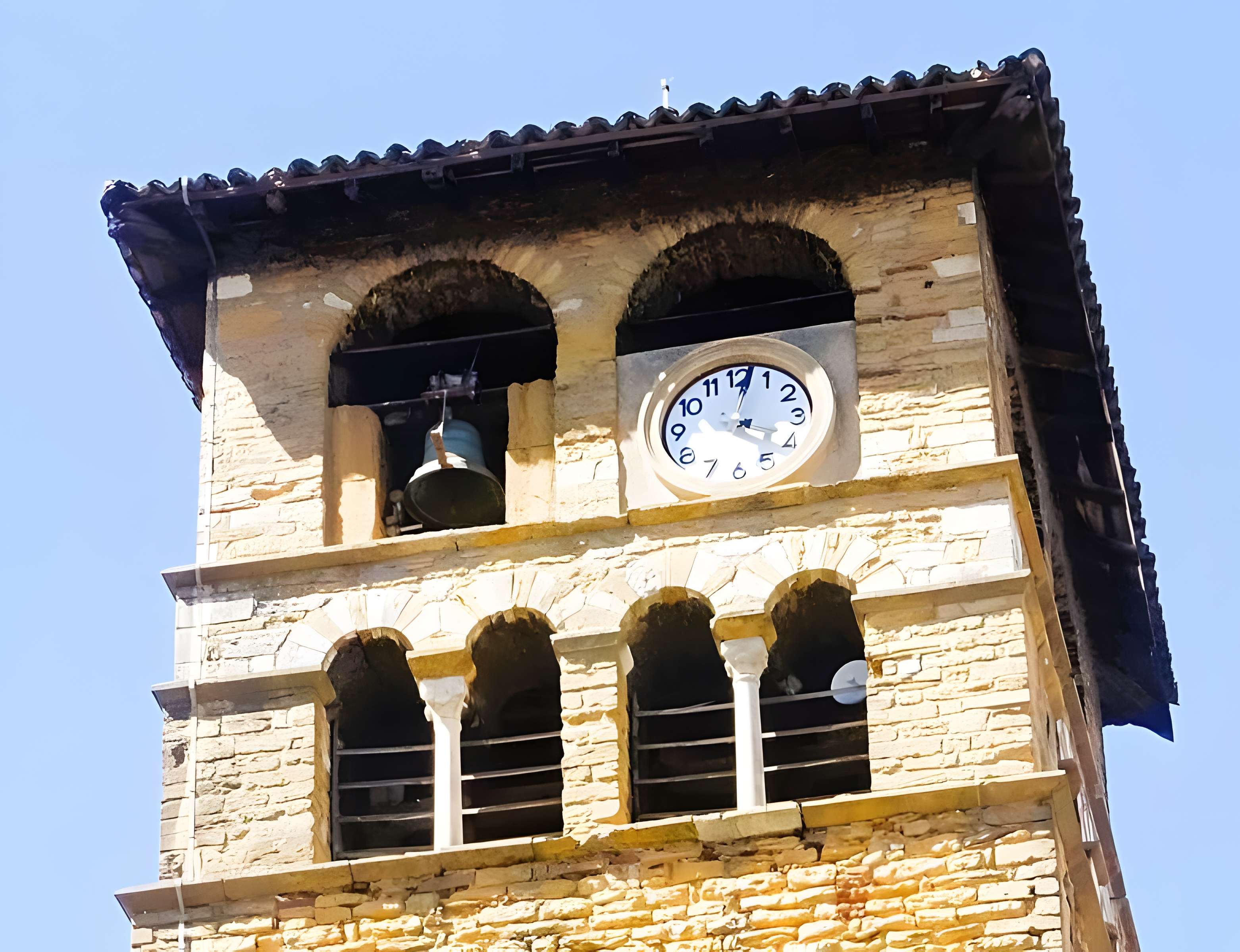 Église Saint-Maurice de Couzon-au-Mont-d'Or