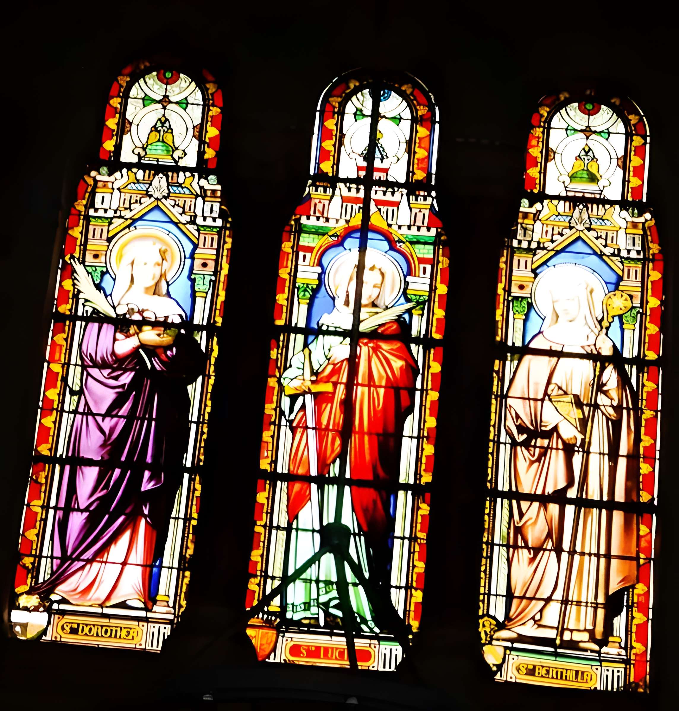 Église Saint-Maurice de Couzon-au-Mont-d'Or