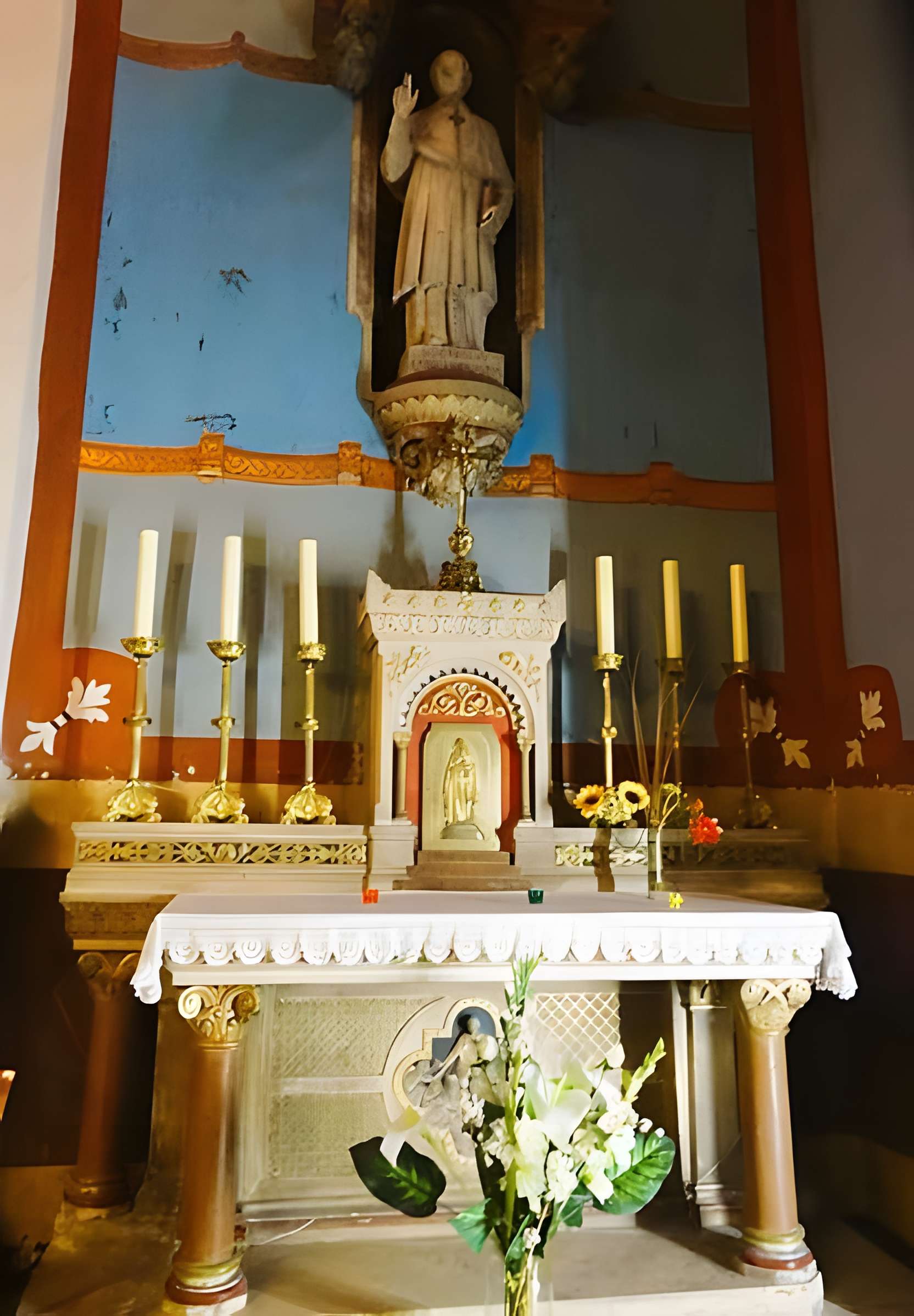 Église Saint-Maurice de Couzon-au-Mont-d'Or