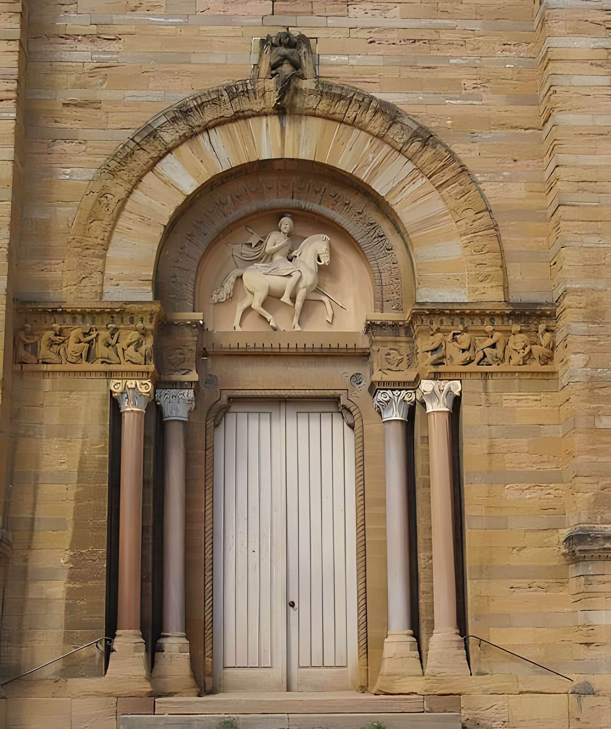 Église Saint-Maurice de Couzon-au-Mont-d'Or