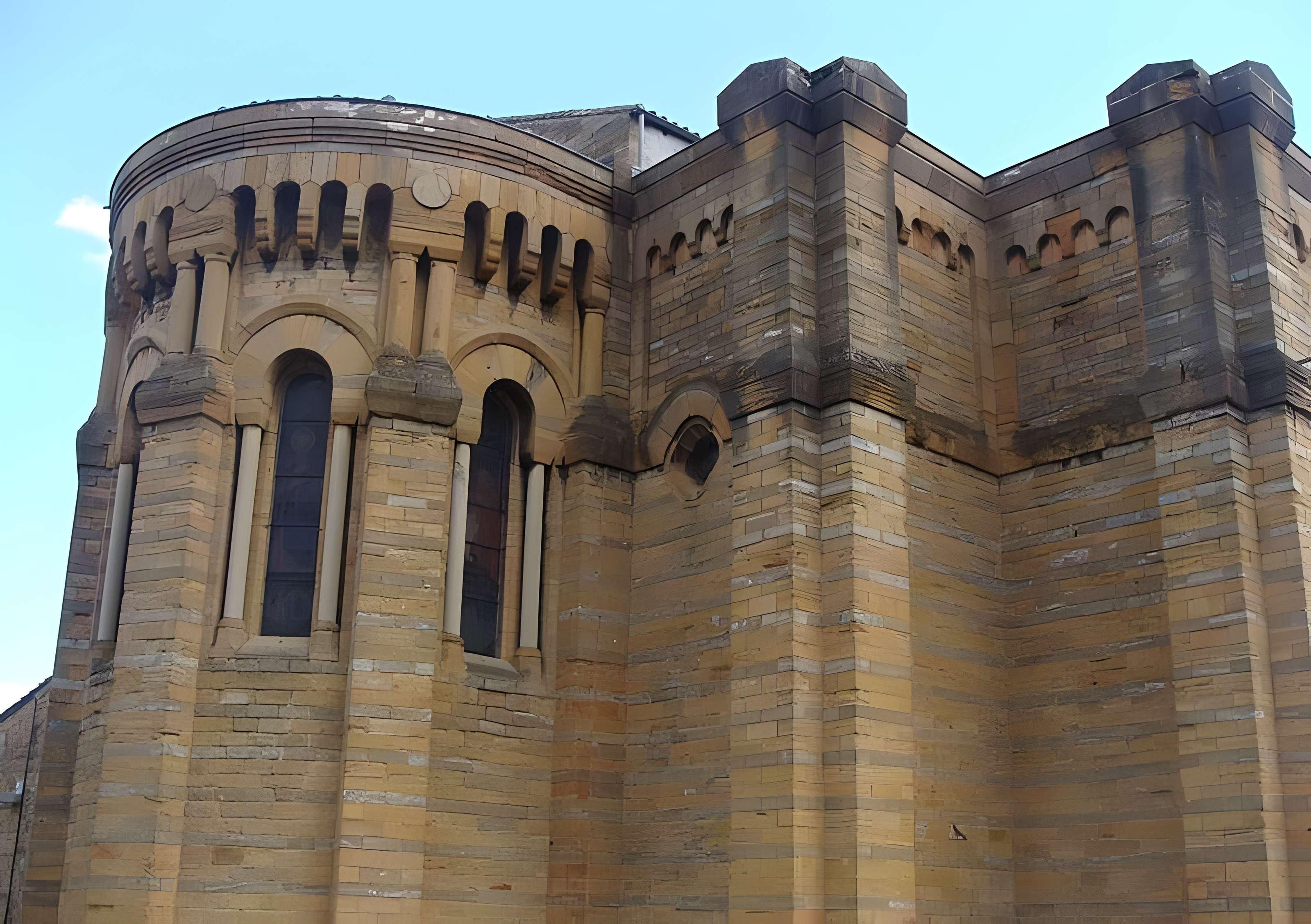 Église Saint-Maurice de Couzon-au-Mont-d'Or