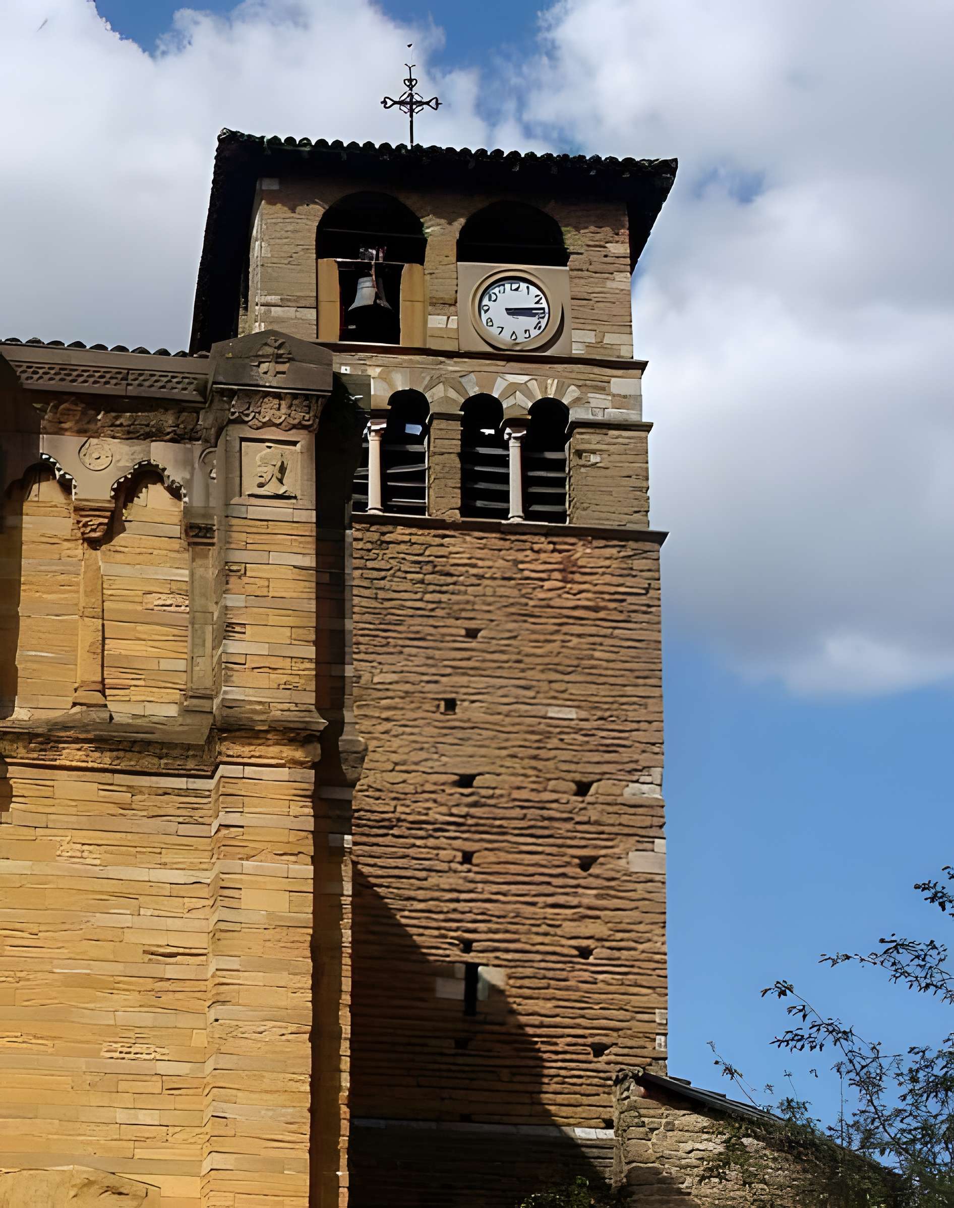 Église Saint-Maurice de Couzon-au-Mont-d'Or