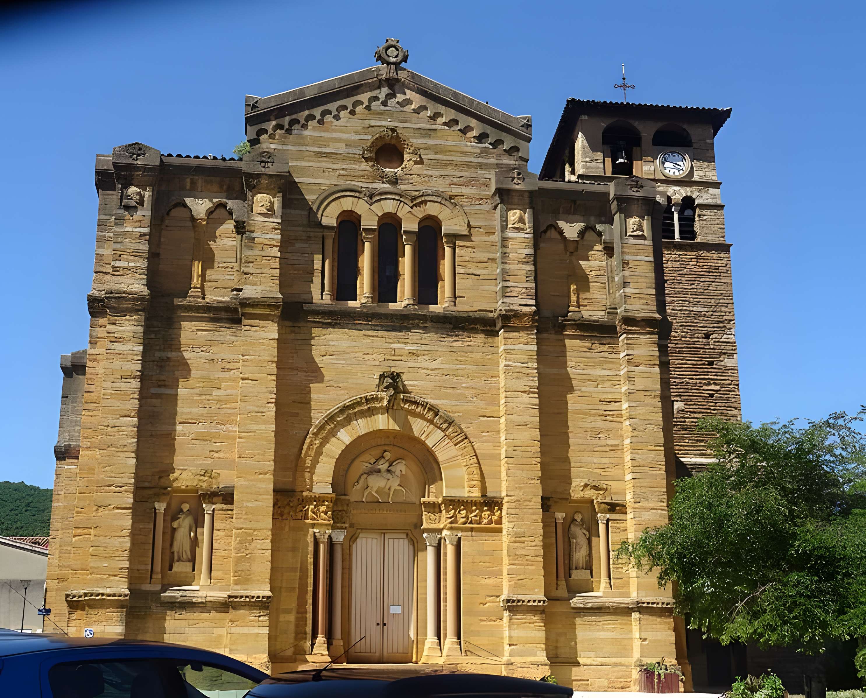 Église Saint-Maurice de Couzon-au-Mont-d'Or