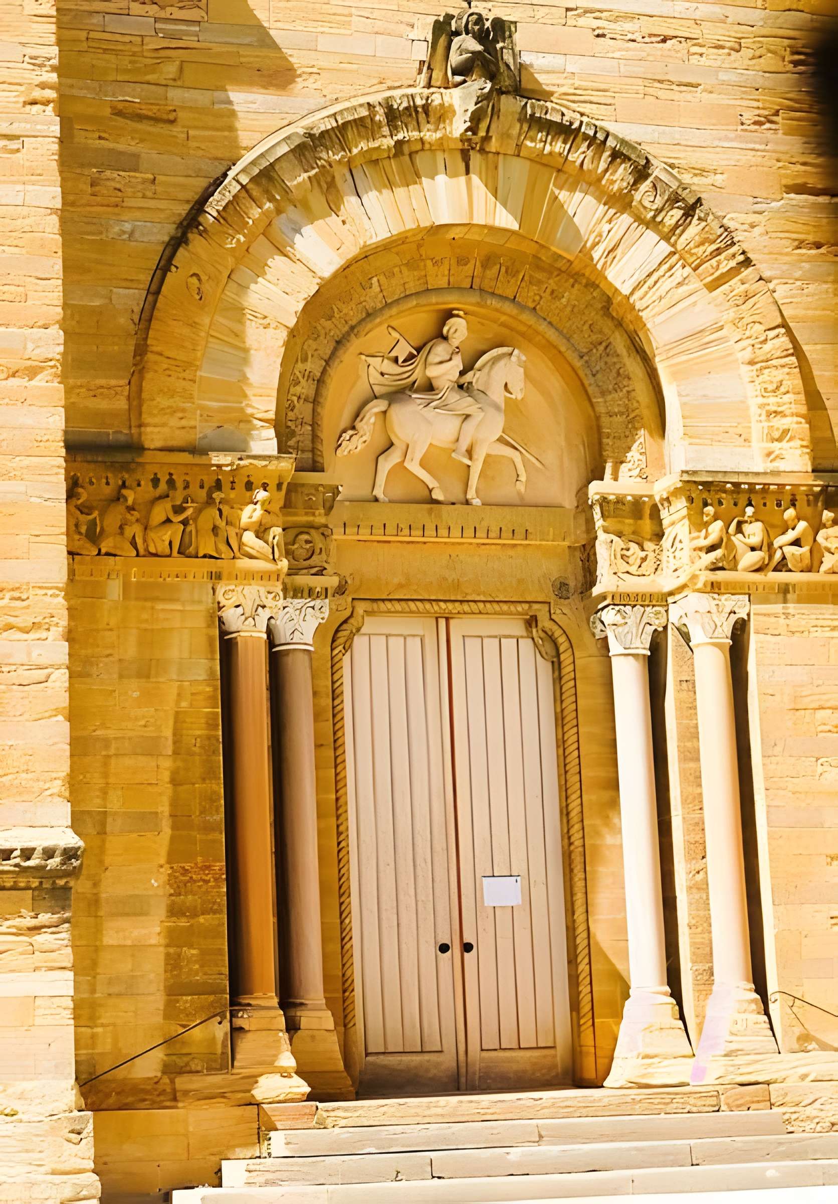 Église Saint-Maurice de Couzon-au-Mont-d'Or