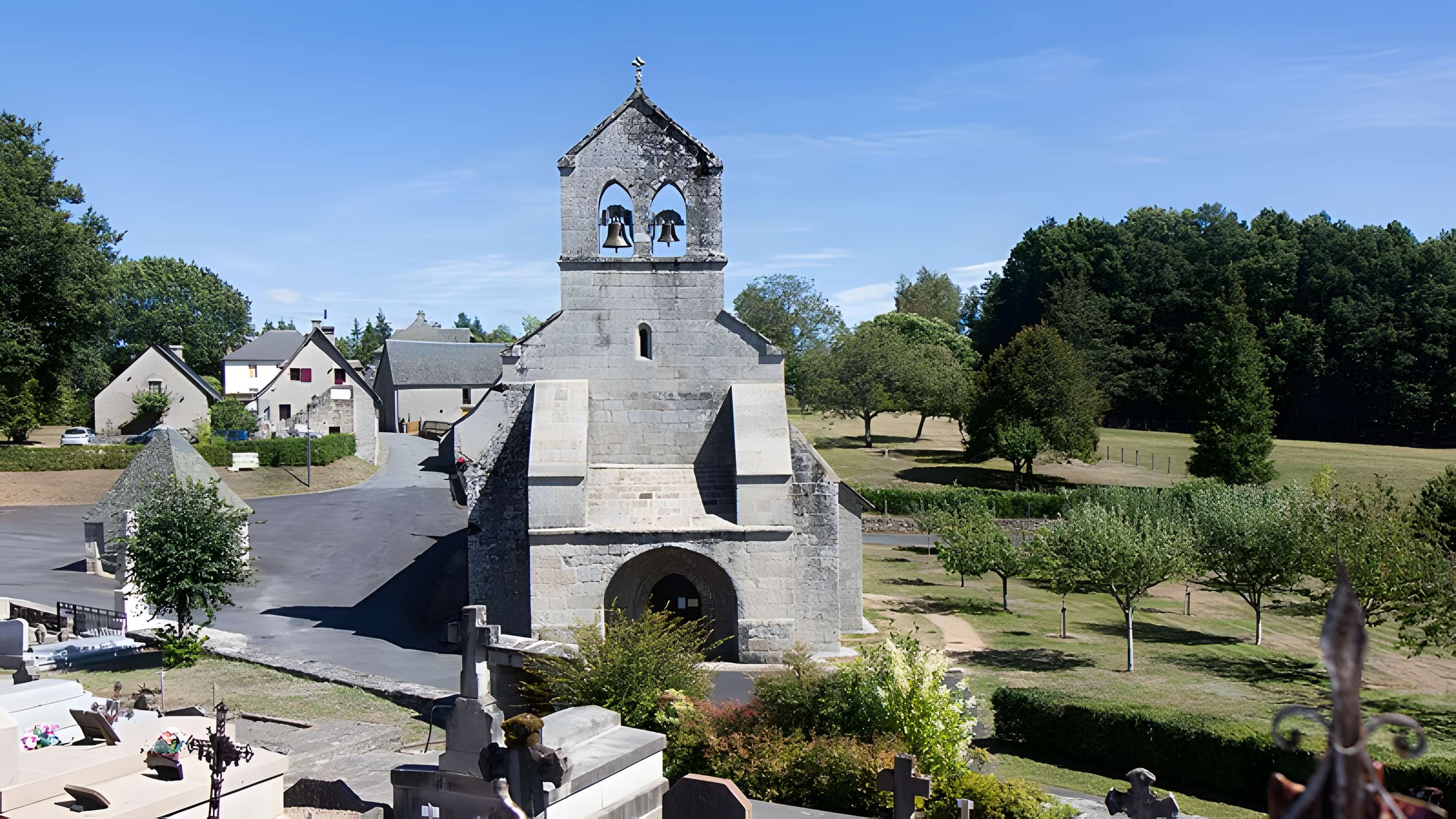 Église Saint-Maurice de Darnets