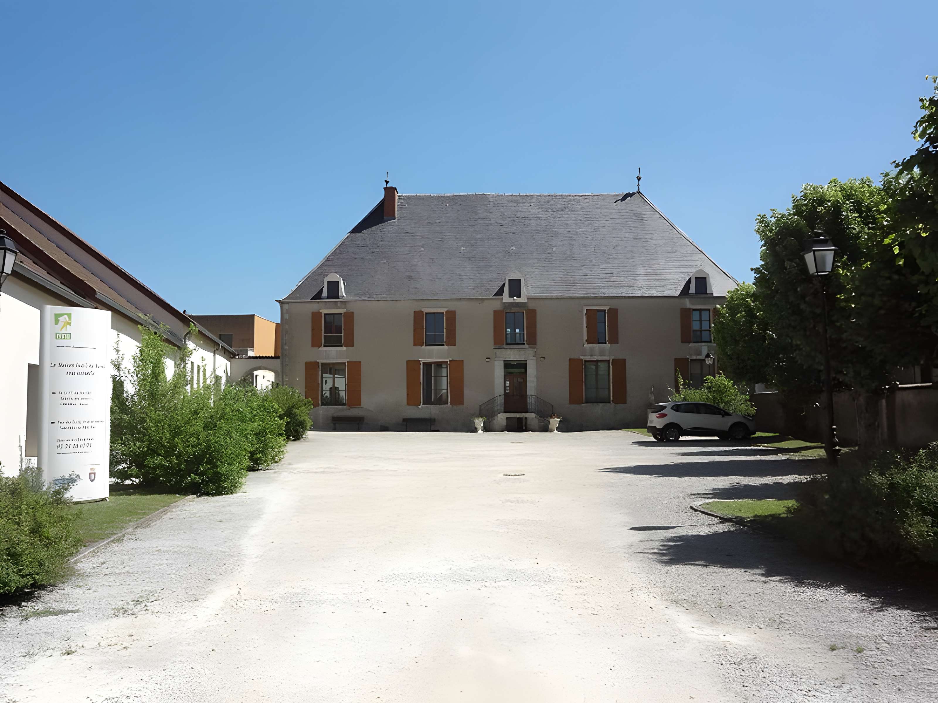 Propriété dite Maison de Montrol