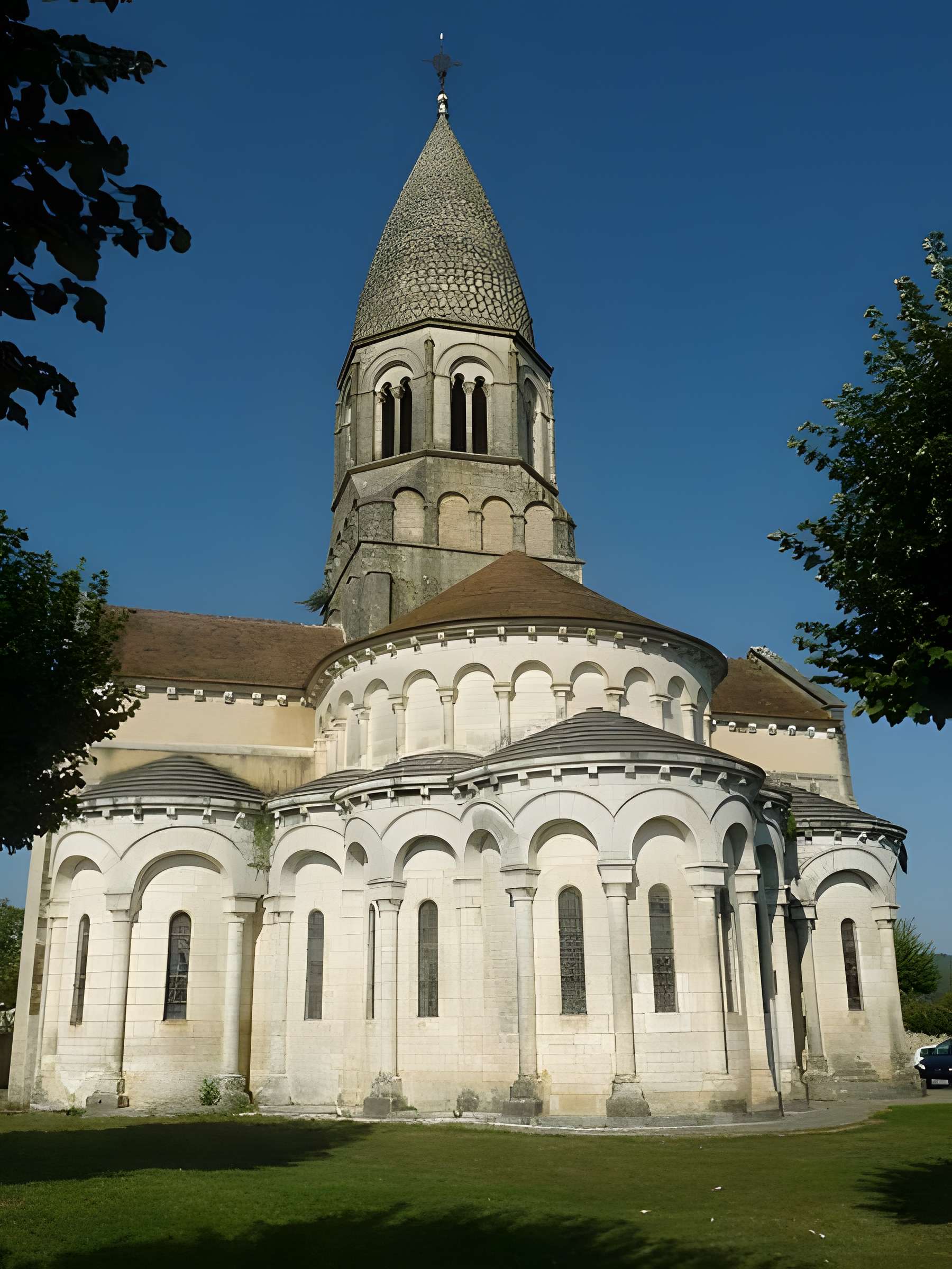 Église Saint-Maurice de Montbron 