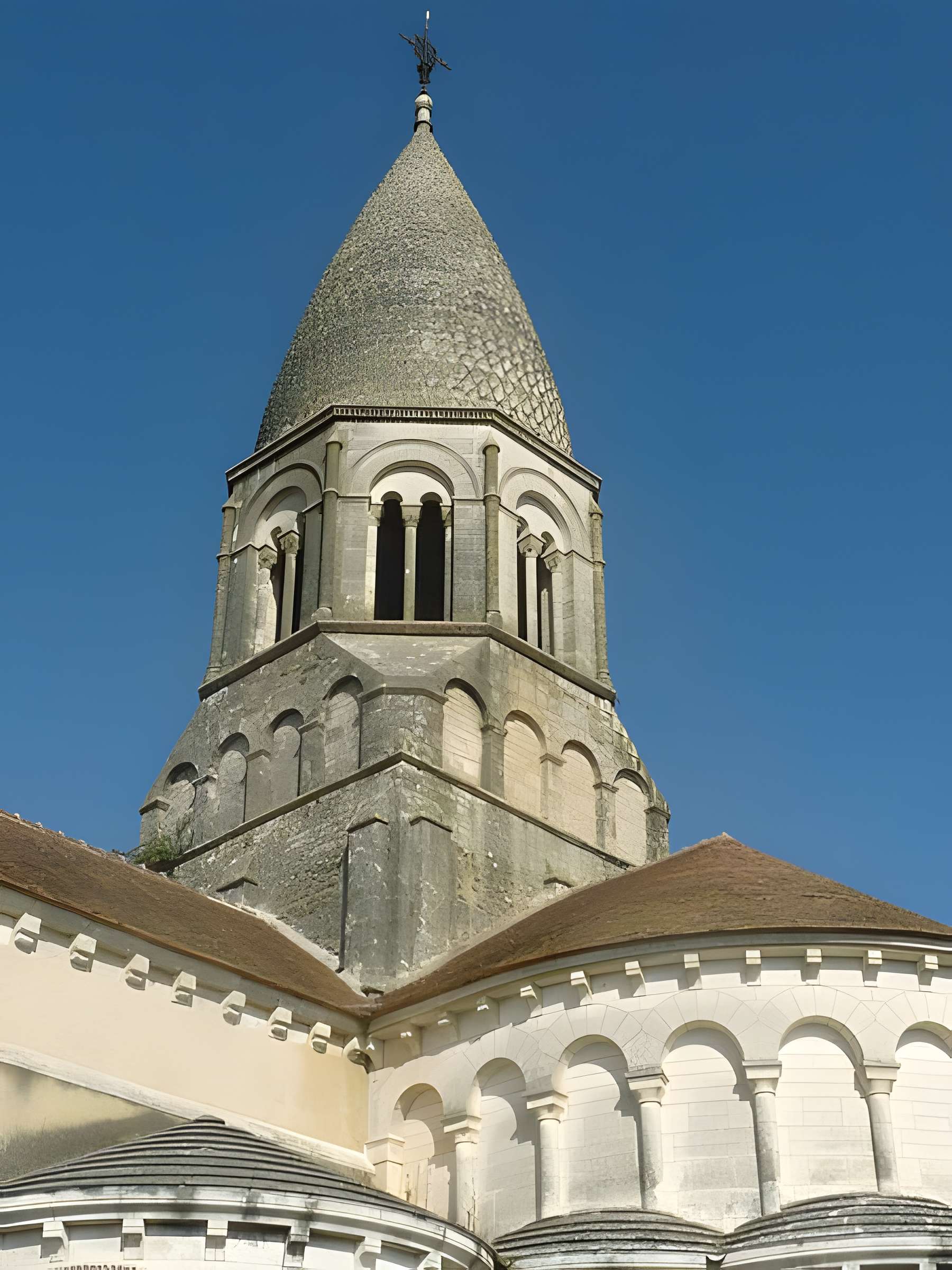Église Saint-Maurice de Montbron