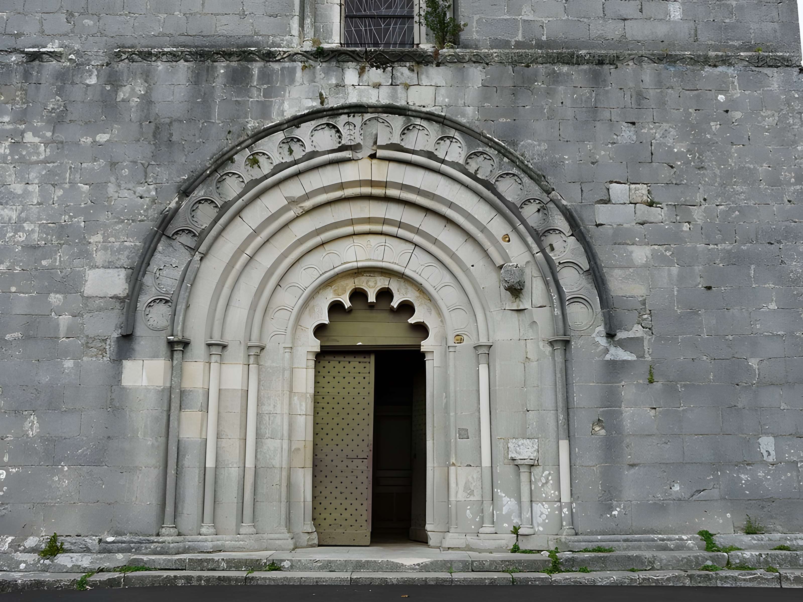 Église Saint-Maurice de Montbron