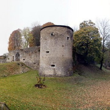 Château-fort restes