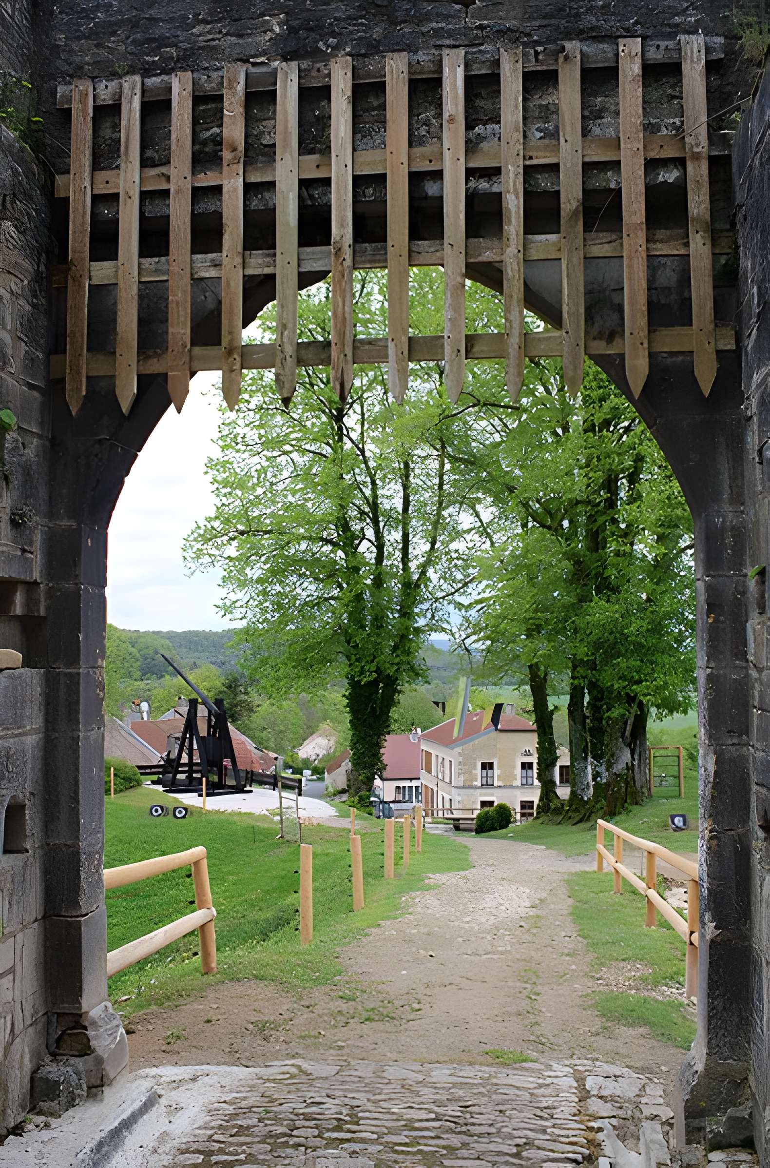 Château-fort (restes)
