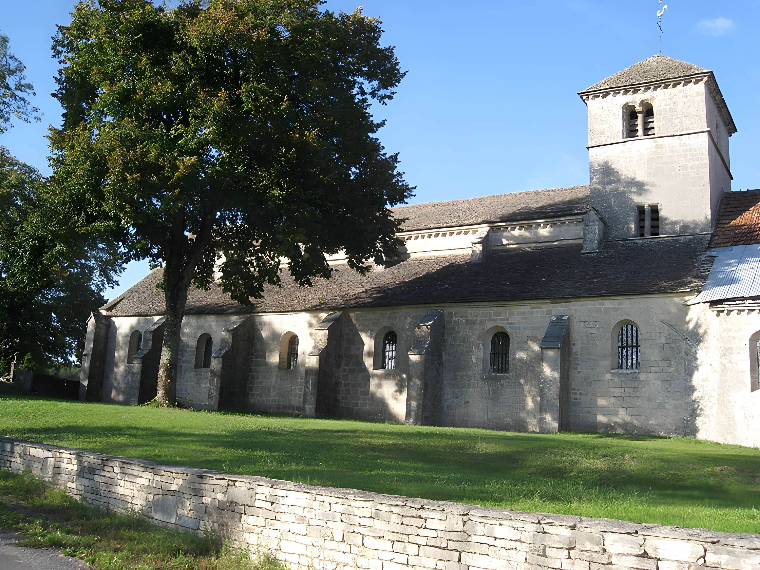 Eglise Saint-Symphorien d'Aubigny