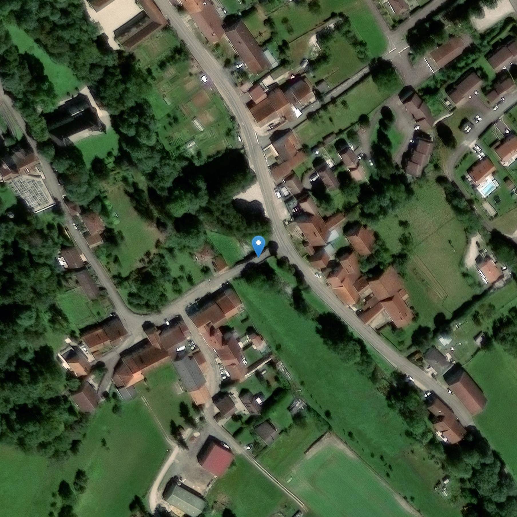 Photo de 3本のアーチ状石の古い橋