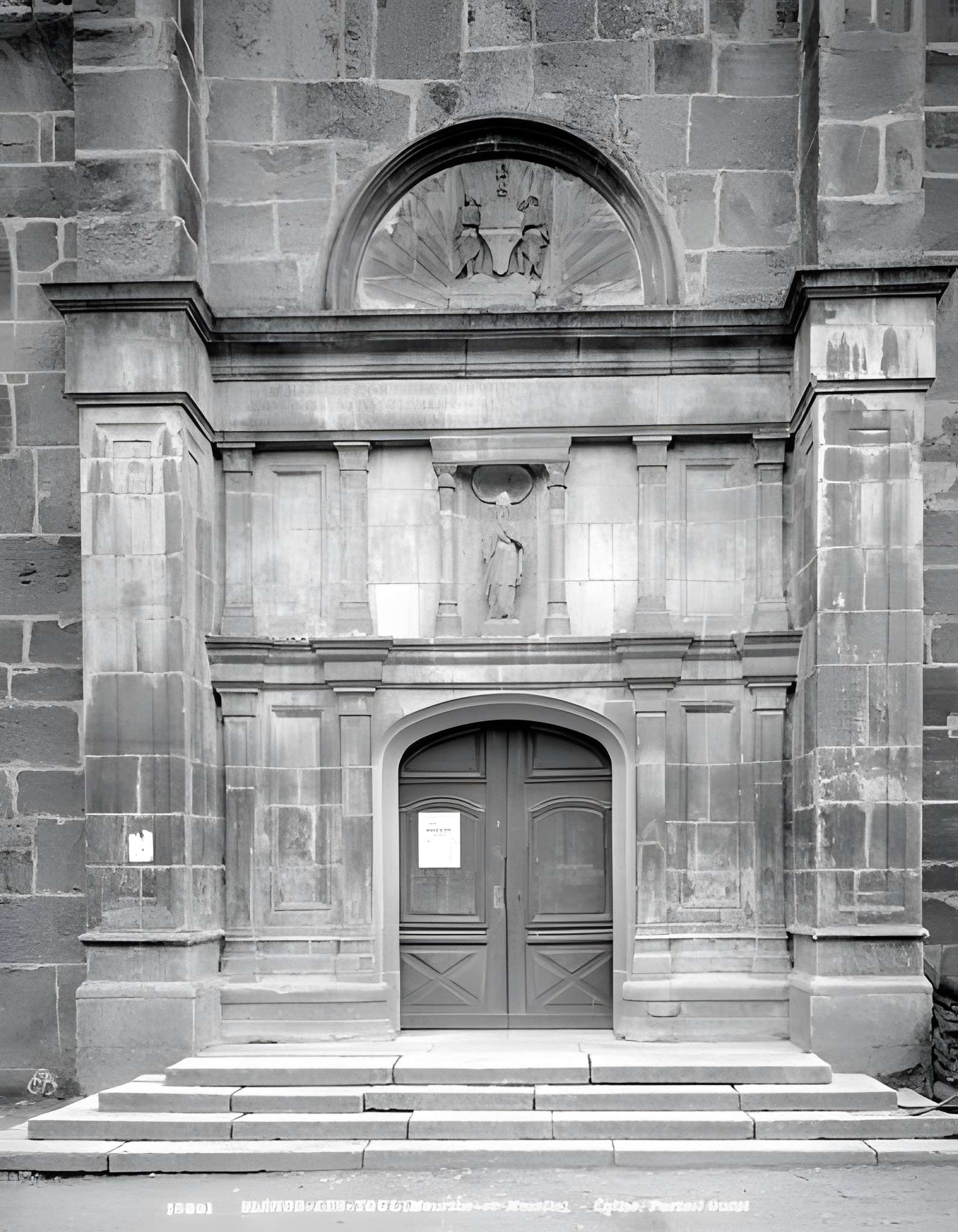 Église Saint-Médard de Blénod-lès-Toul