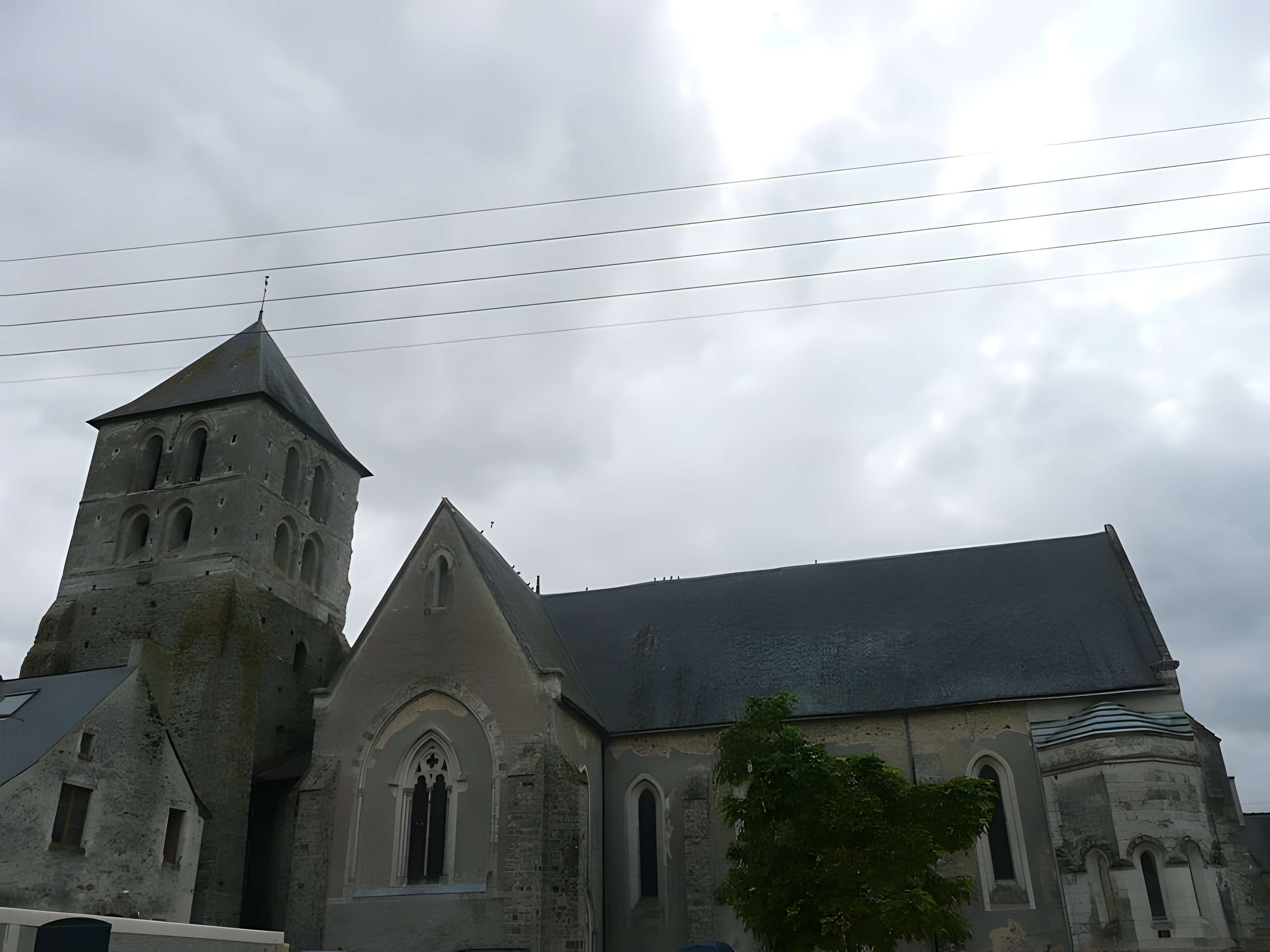 Église Saint-Médard de Cheviré-le-Rouge 